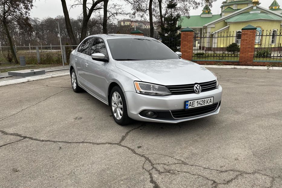 Продам Volkswagen Jetta SE 2012 года в Днепре