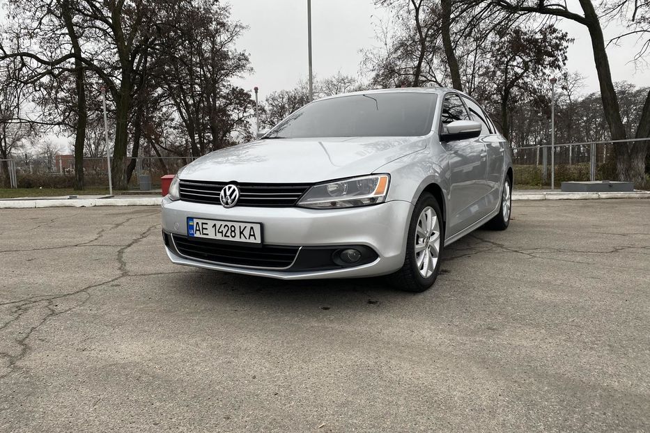 Продам Volkswagen Jetta SE 2012 года в Днепре