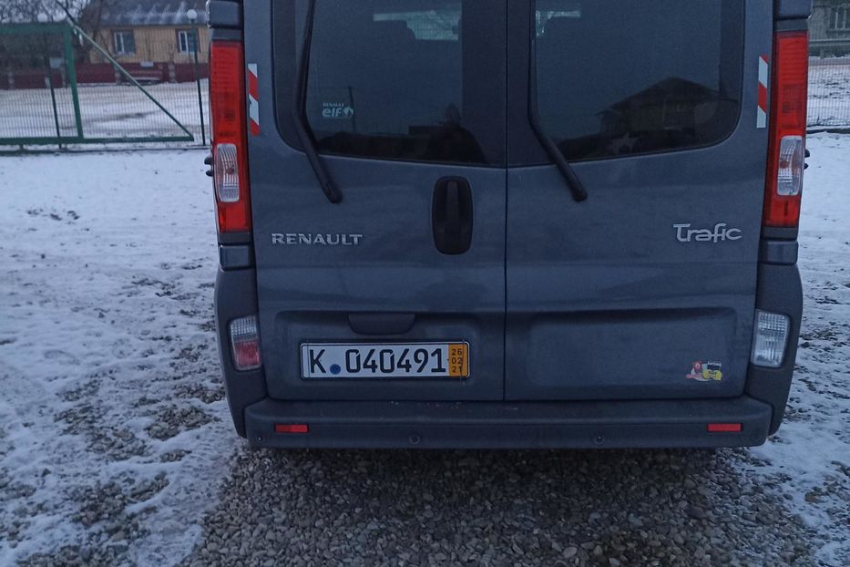 Продам Renault Trafic пасс. 2012 года в Ровно