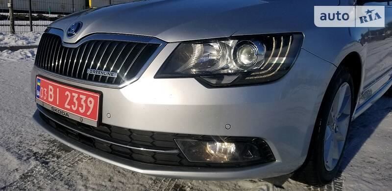 Продам Skoda Superb 2014 года в г. Дубно, Ровенская область