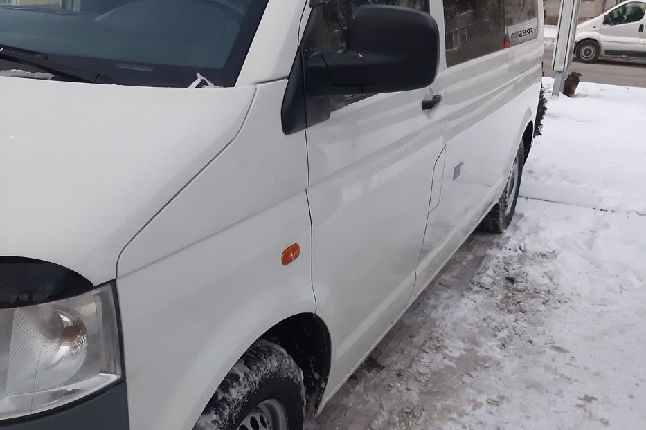 Продам Volkswagen T5 (Transporter) пасс. 2007 года в Хмельницком