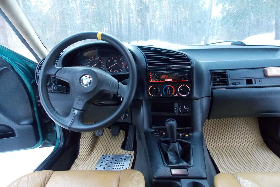 Продам BMW 318 1991 года в Черкассах