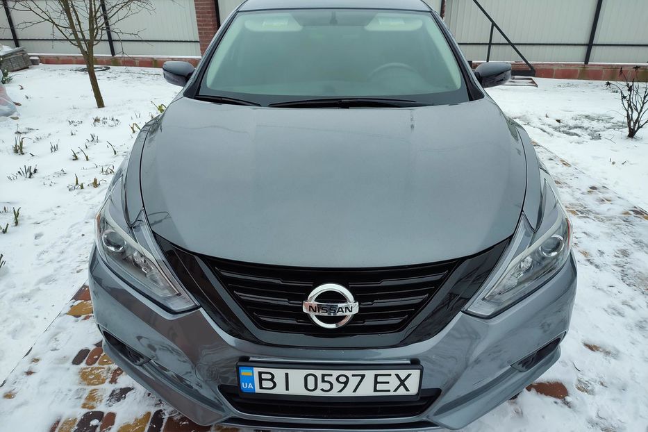 Продам Nissan Altima SR 2018 года в г. Пирятин, Полтавская область