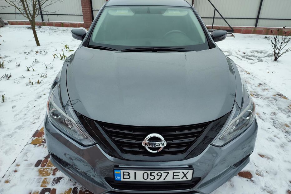 Продам Nissan Altima SR 2018 года в г. Пирятин, Полтавская область