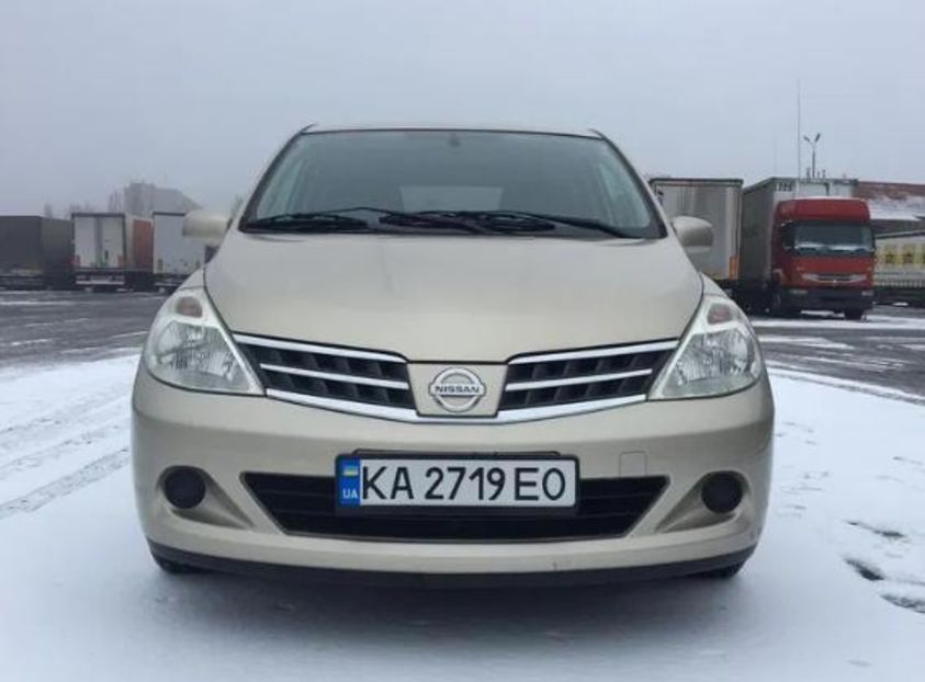 Продам Nissan TIIDA 2011 года в Киеве