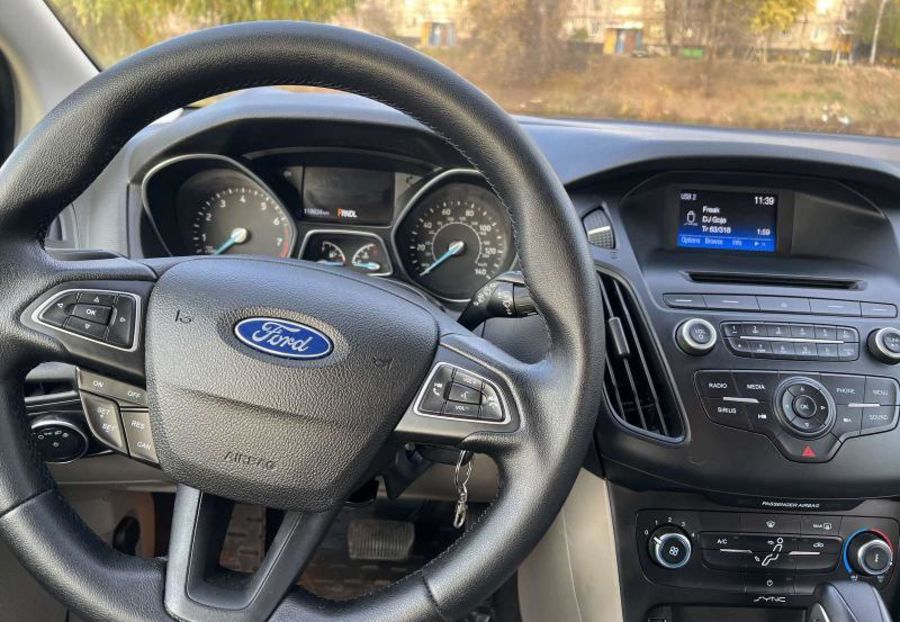 Продам Ford Focus SE 2015 года в г. Кривбасс, Днепропетровская область