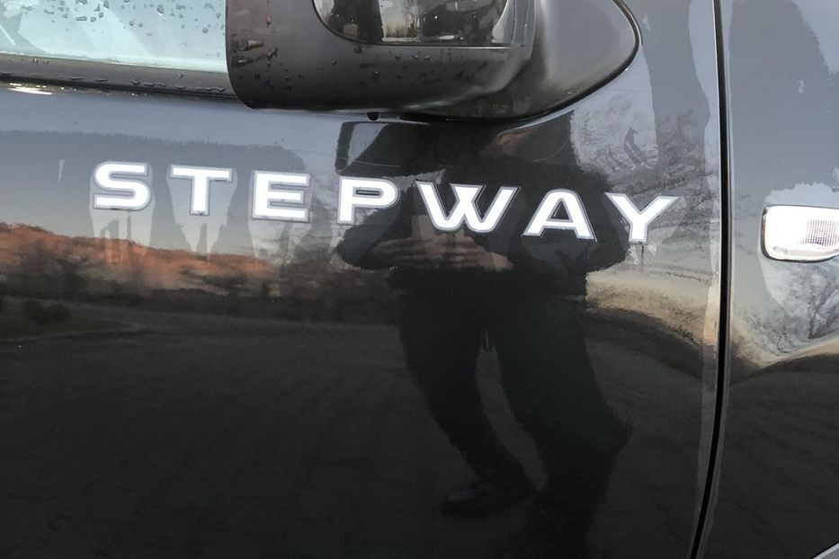 Продам Dacia Sandero Stepway 2015 года в г. Червоноград, Львовская область