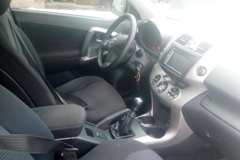 Продам Toyota Rav 4 2007 года в г. Сторожинец, Черновицкая область