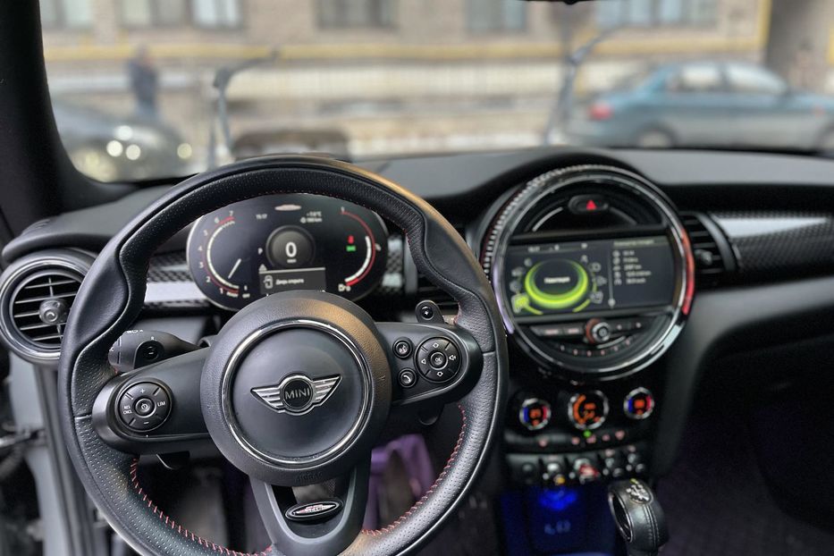 Продам MINI Cooper S 2014 года в Киеве