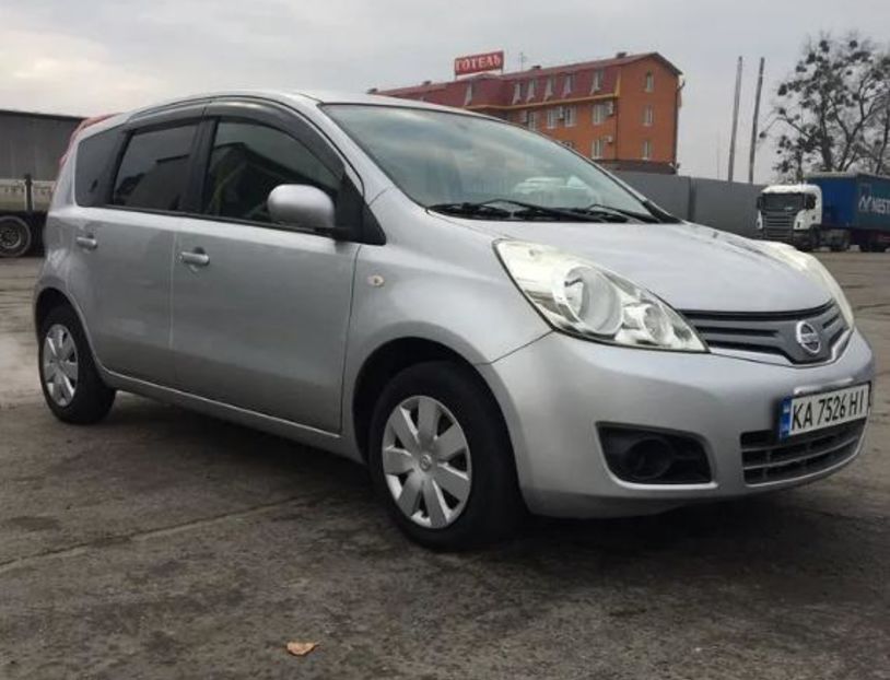 Продам Nissan Note 2012 года в Киеве