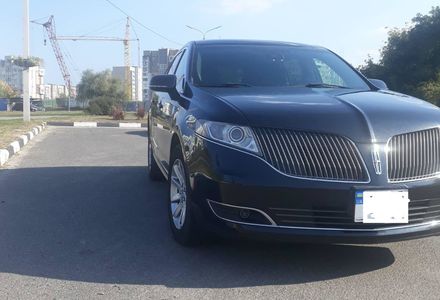 Продам Lincoln MKT 2014 года в Киеве