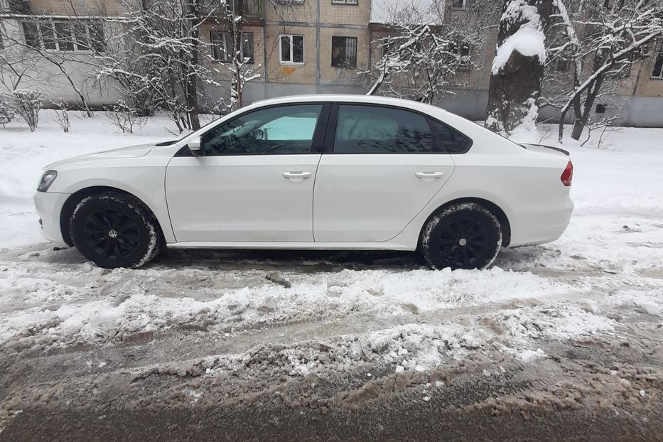 Продам Volkswagen Passat B7  Wolfsburg Edition 2014 года в Киеве