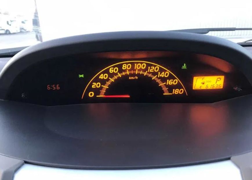 Продам Toyota Yaris 2010 года в Киеве