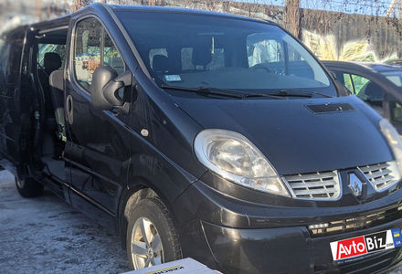 Продам Renault Trafic пасс. 2013 года в Ровно