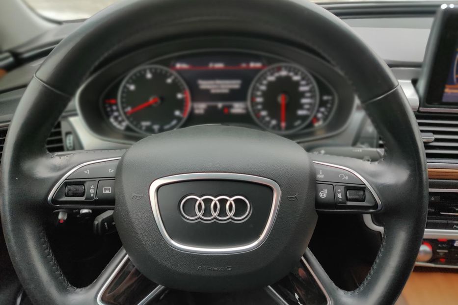 Продам Audi A6  C7 3.0TDI 275к.с QUATTRO 2015 года в Киеве