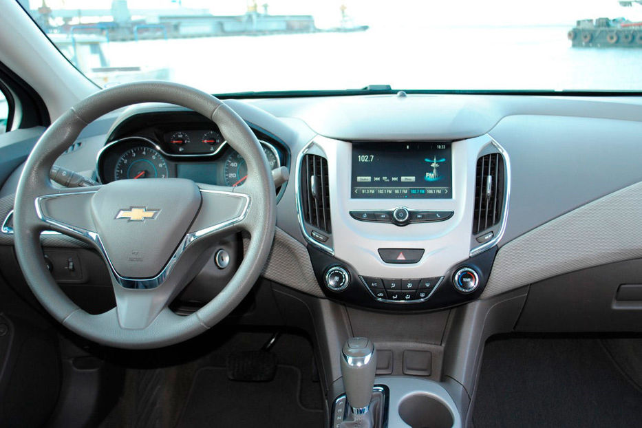 Продам Chevrolet Cruze LT 2016 года в Одессе