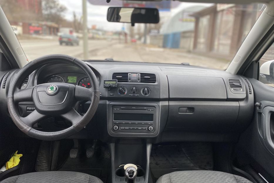 Продам Skoda Fabia 2012 года в Киеве