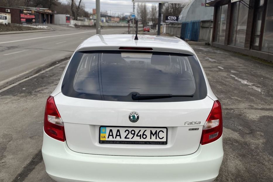 Продам Skoda Fabia 2012 года в Киеве