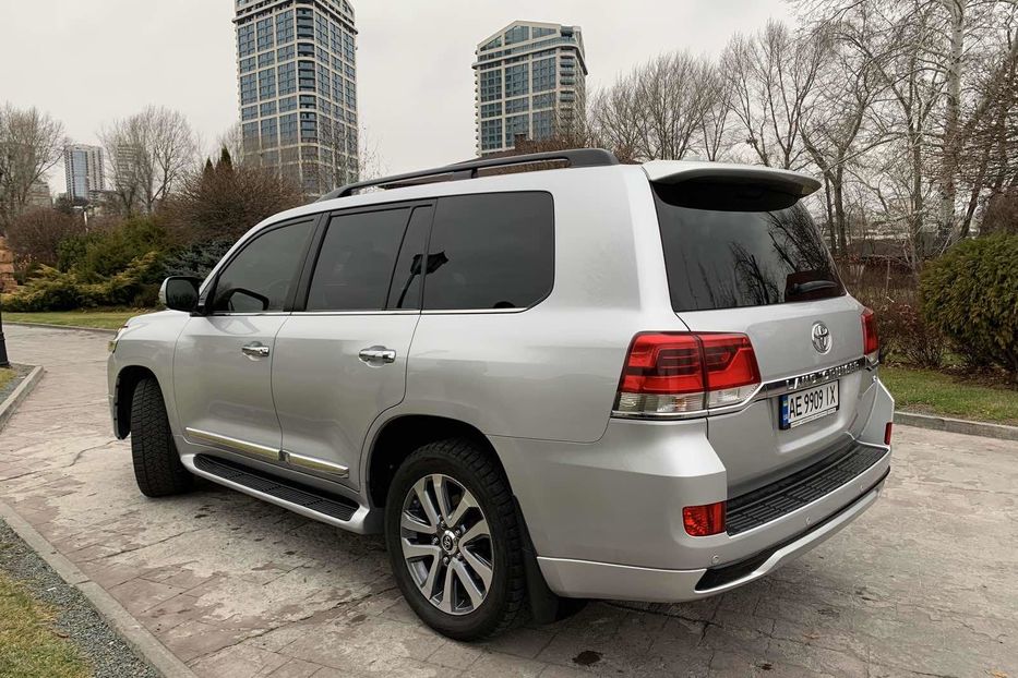 Продам Toyota Land Cruiser 200 Premium 2017 года в Днепре