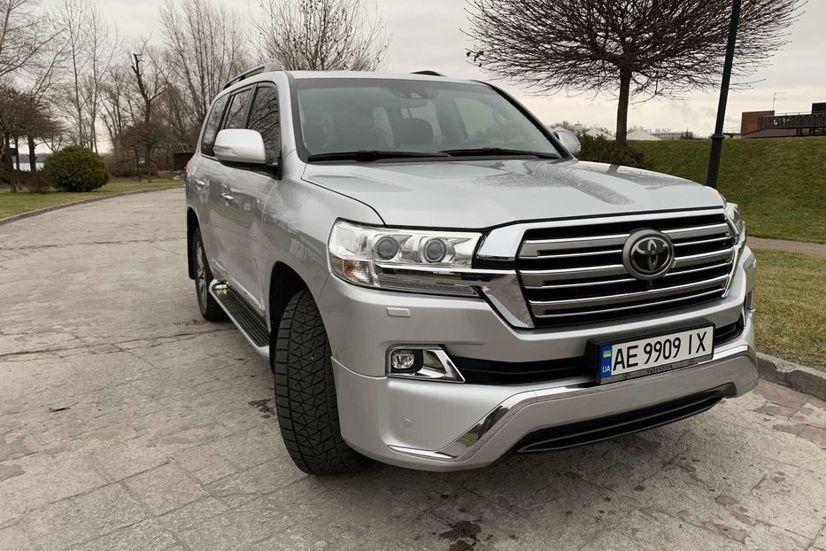 Продам Toyota Land Cruiser 200 Premium 2017 года в Днепре