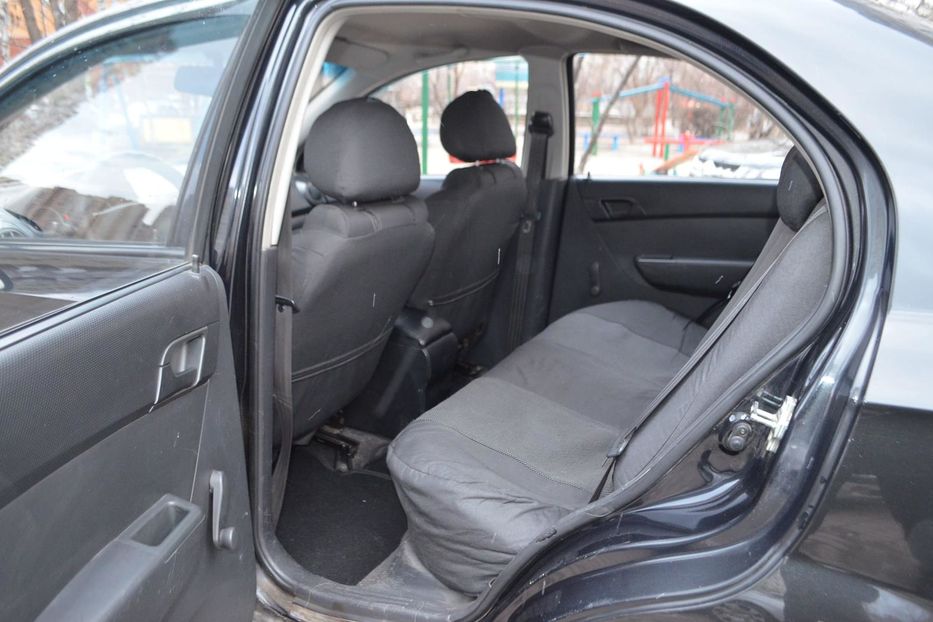 Продам Chevrolet Aveo 2011 года в Киеве