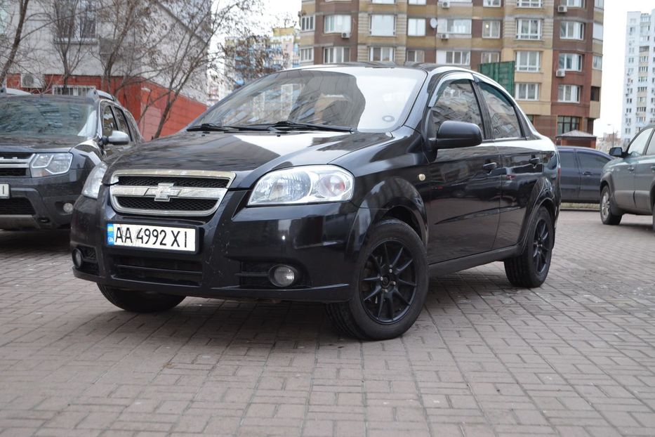 Продам Chevrolet Aveo 2011 года в Киеве