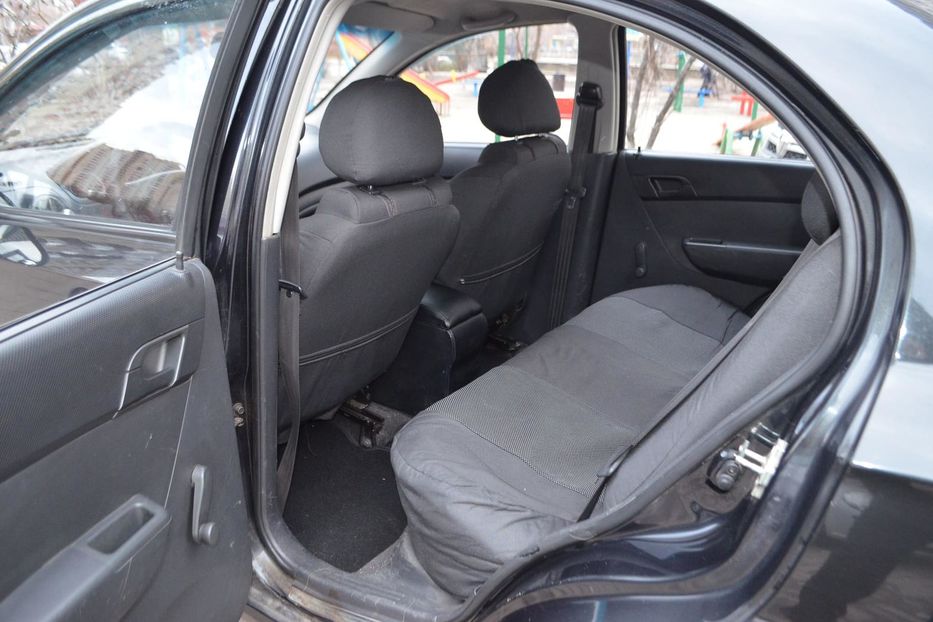 Продам Chevrolet Aveo 2011 года в Киеве