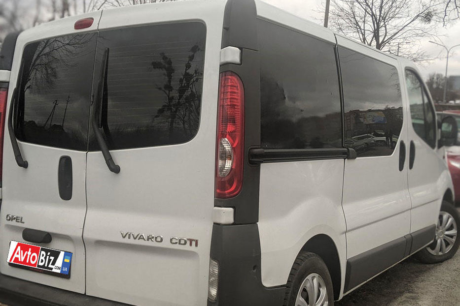 Продам Opel Vivaro пасс. 2012 года в Ровно