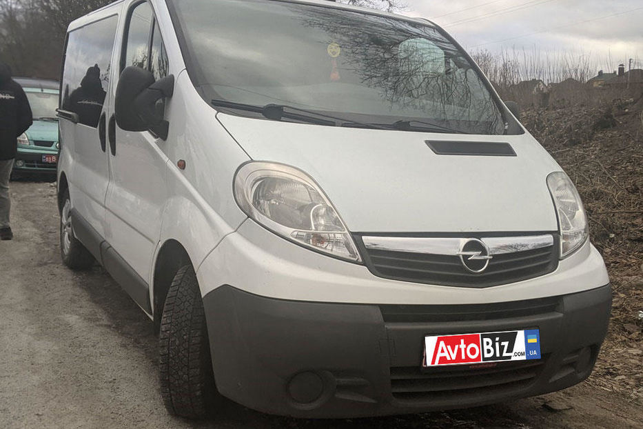 Продам Opel Vivaro пасс. 2012 года в Ровно