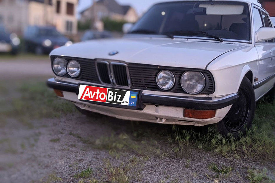 Продам BMW 520 1982 года в Ровно