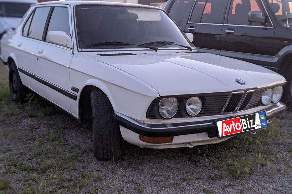 Продам BMW 520 1982 года в Ровно