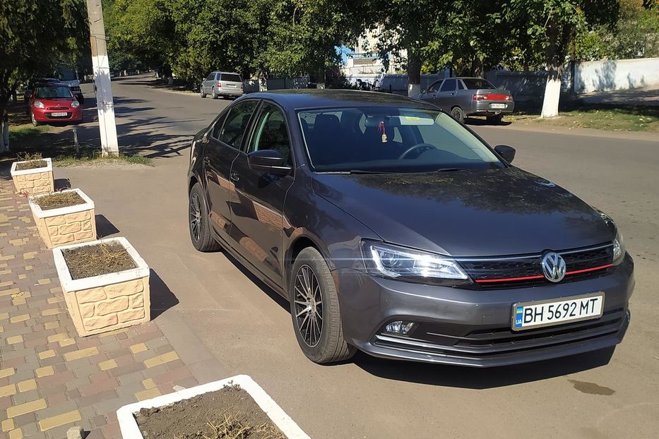 Продам Volkswagen Jetta 2015 года в Одессе