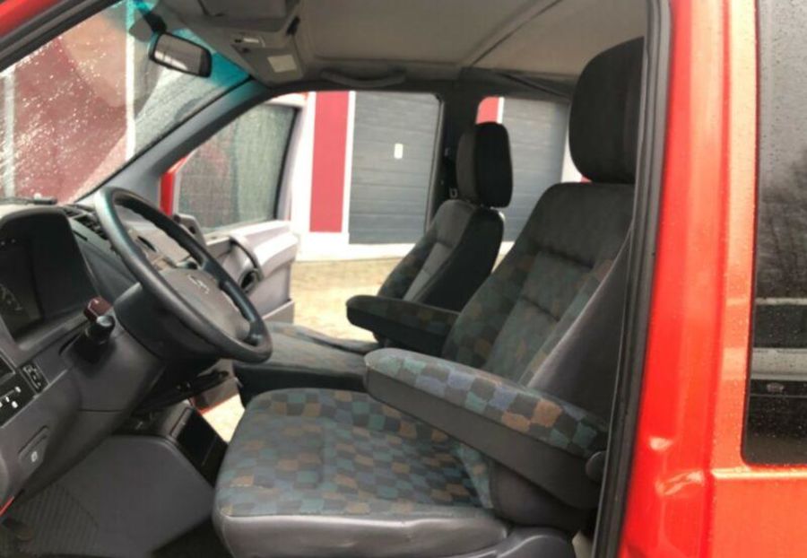 Продам Mercedes-Benz Vito пасс. 2004 года в г. Герца, Черновицкая область