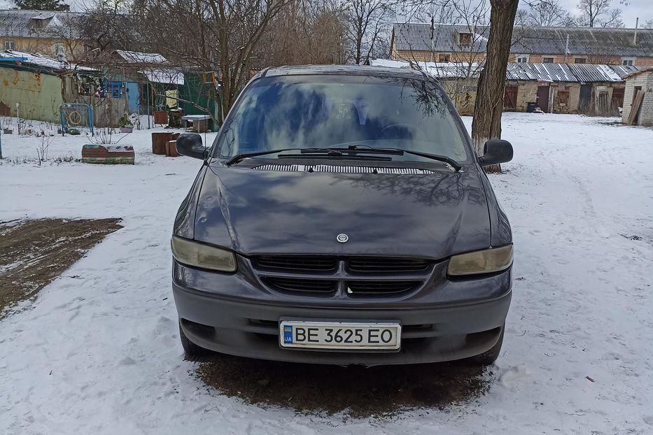 Продам Chrysler Voyager GS 1996 года в г. Первомайск, Николаевская область