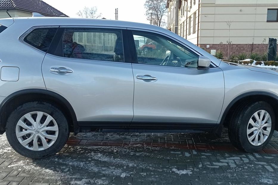 Продам Nissan Rogue AWD 4X4 2017 года в Львове