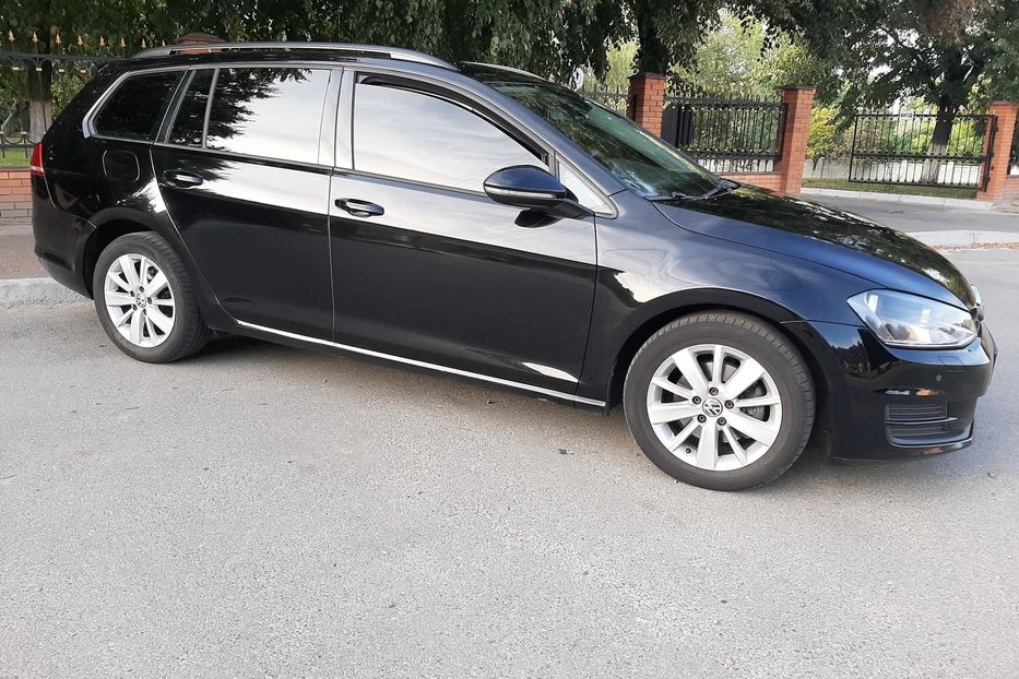 Продам Volkswagen Golf VII 2013 года в Чернигове