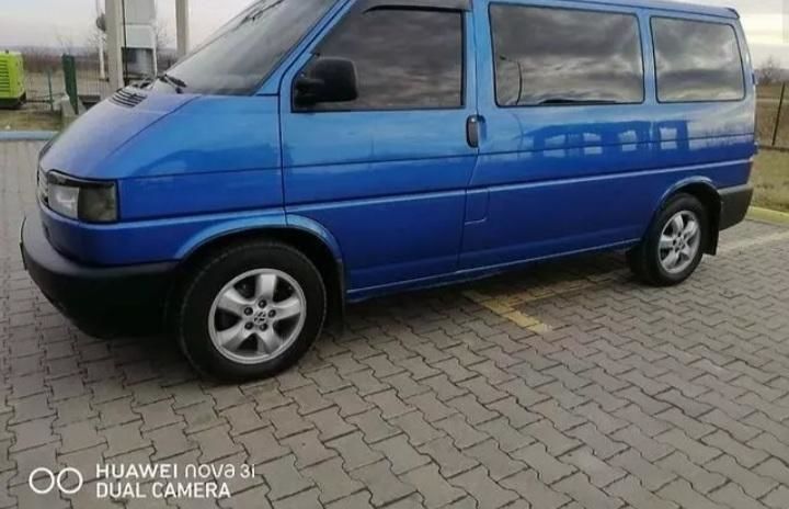 Продам Volkswagen T4 (Transporter) пасс. 2000 года в Полтаве