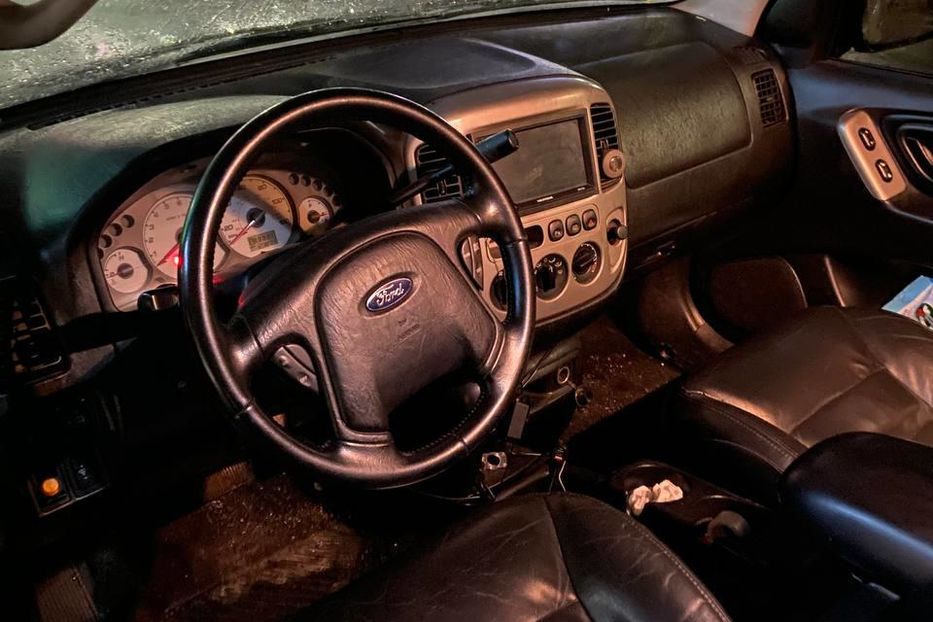 Продам Ford Escape Limited  2003 года в Одессе