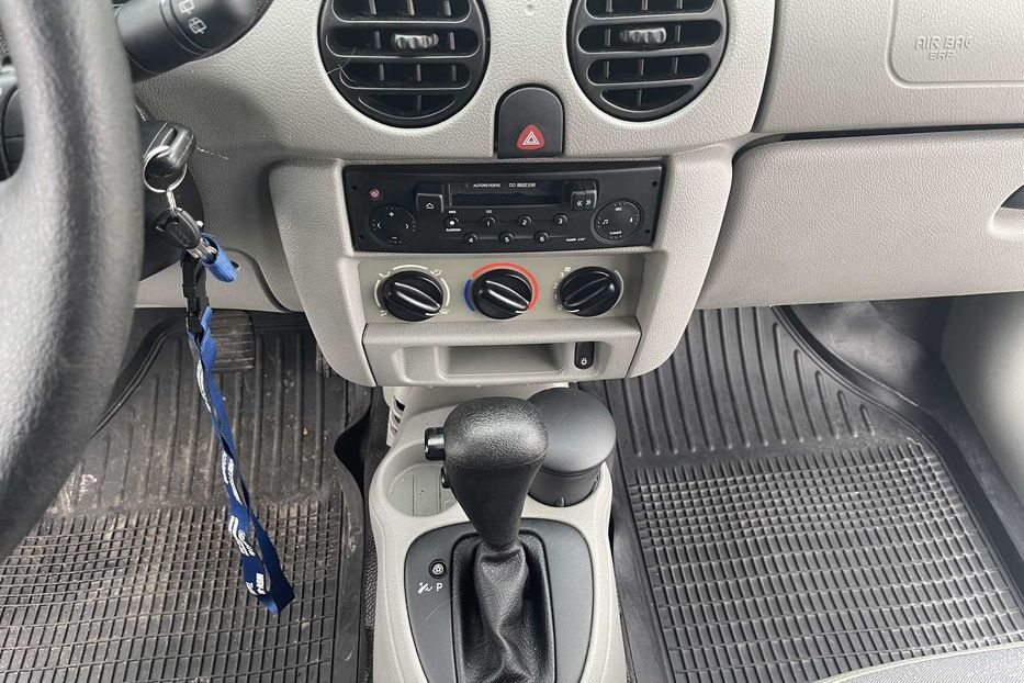 Продам Renault Kangoo пасс. 1.6 бензин 2003 года в г. Красилов, Хмельницкая область