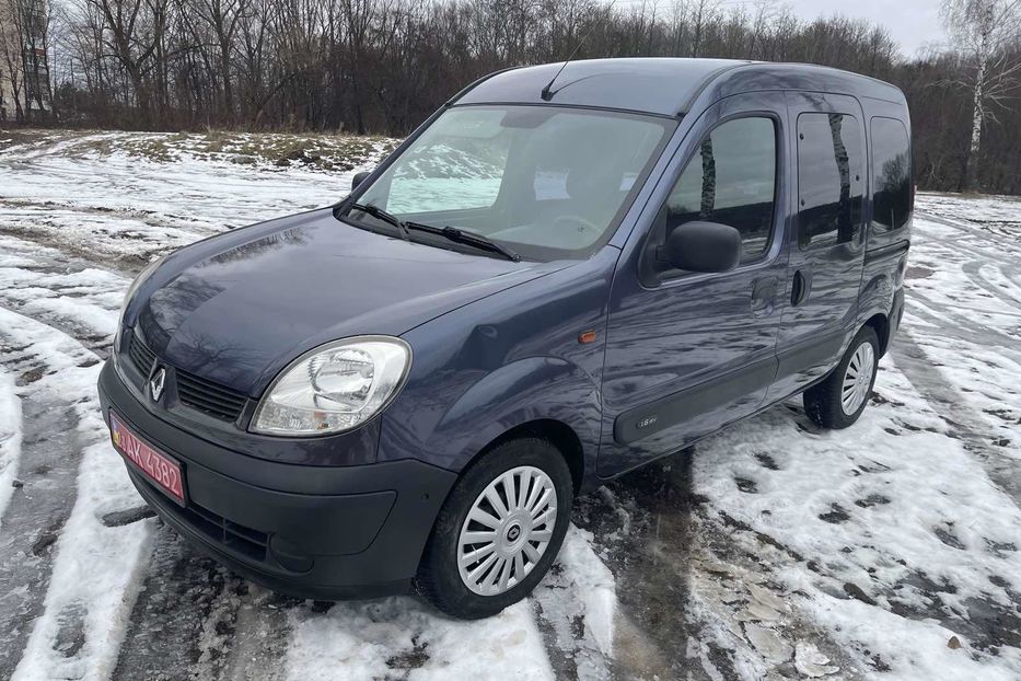 Продам Renault Kangoo пасс. 1.6 бензин 2003 года в г. Красилов, Хмельницкая область