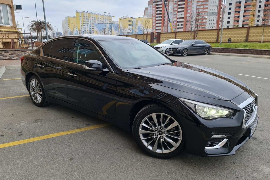 Продам Infiniti Q50 4х4 2017 года в Киеве