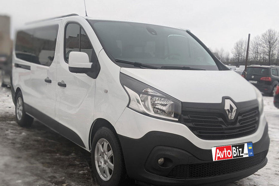 Продам Renault Trafic пасс. 2017 года в Ровно