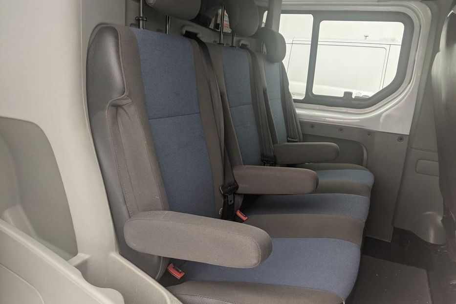 Продам Renault Trafic пасс. 2014 года в Ровно