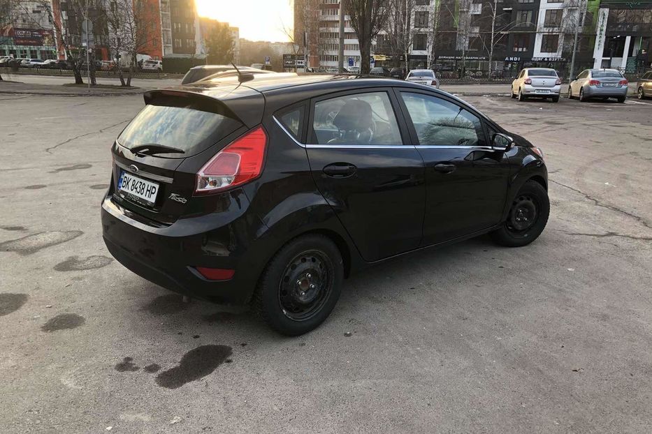 Продам Ford Fiesta TITANIUM 2013 года в Ровно