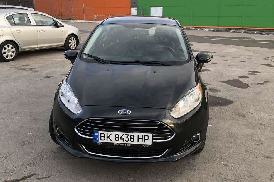 Продам Ford Fiesta TITANIUM 2013 года в Ровно