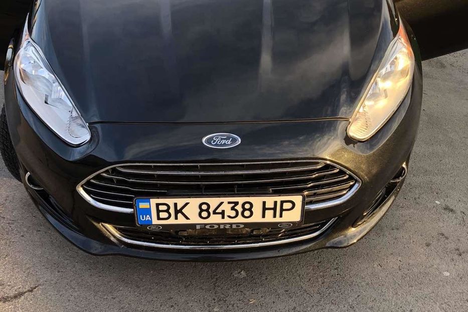 Продам Ford Fiesta TITANIUM 2013 года в Ровно