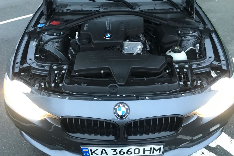 Продам BMW 320 2017 года в Киеве