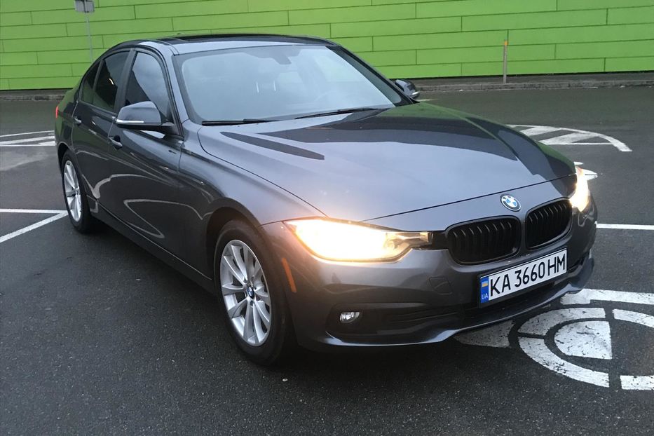 Продам BMW 320 2017 года в Киеве