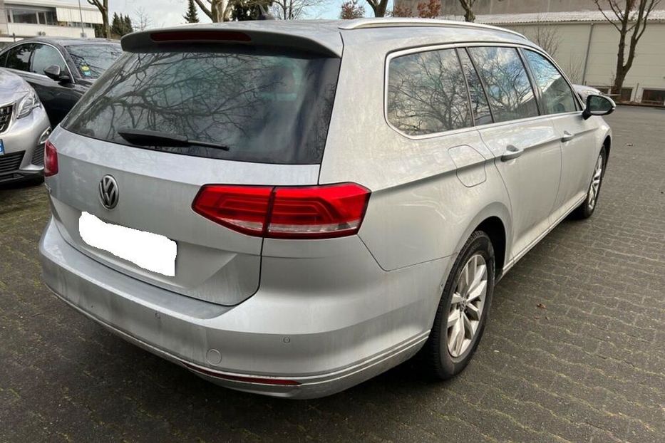 Продам Volkswagen Passat B8 2018 года в Киеве