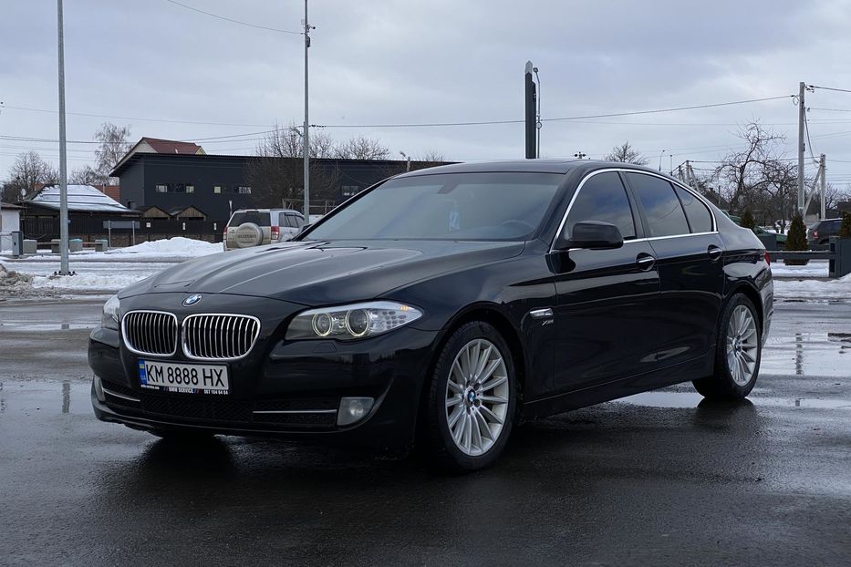 Продам BMW 535 X-Drive 2010 года в Киеве